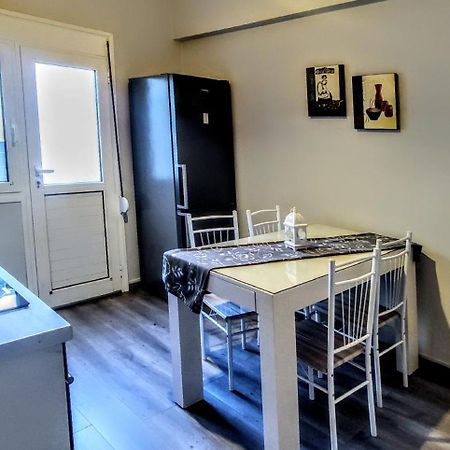 Efessos Center Apartment Превеза Экстерьер фото