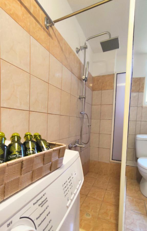 Efessos Center Apartment Превеза Экстерьер фото