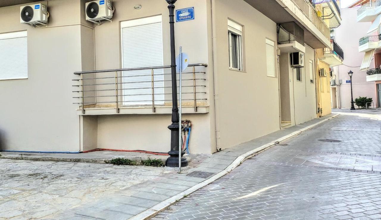 Efessos Center Apartment Превеза Экстерьер фото